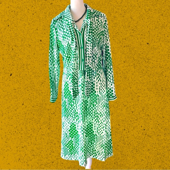 VTG 70s Mod Green & White Abstract Pattern Dress & Button Front Cardigan Set | S - Picture 3 of 16